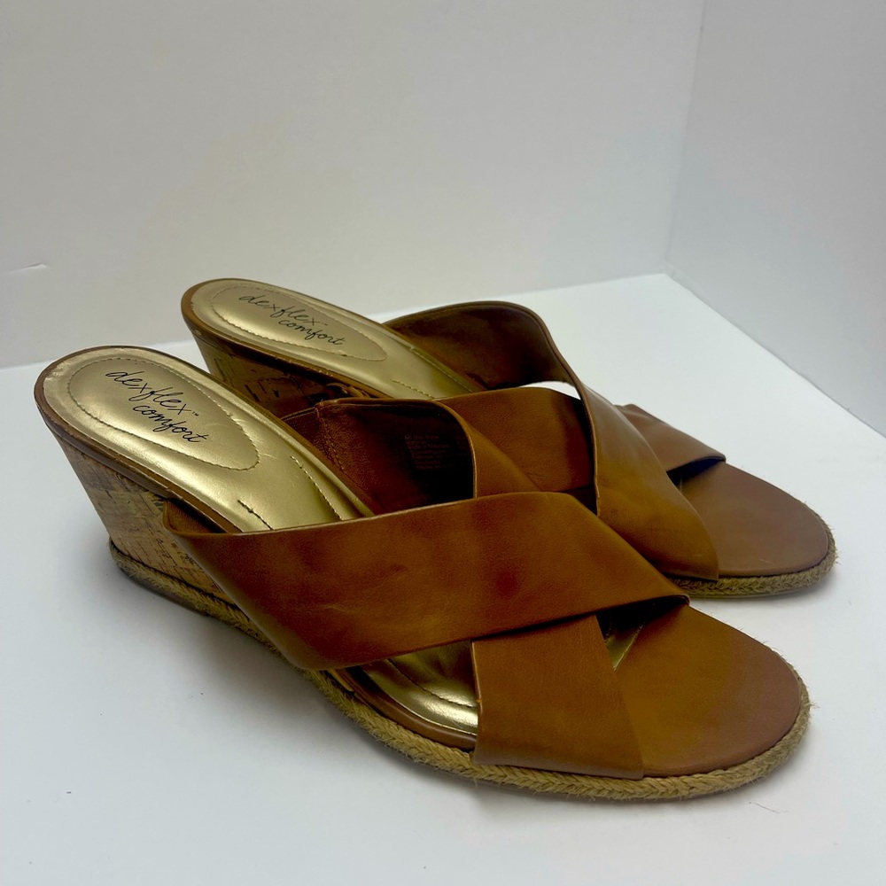 Dexter Comfort wedge size 12 Tan corkscrew wedge